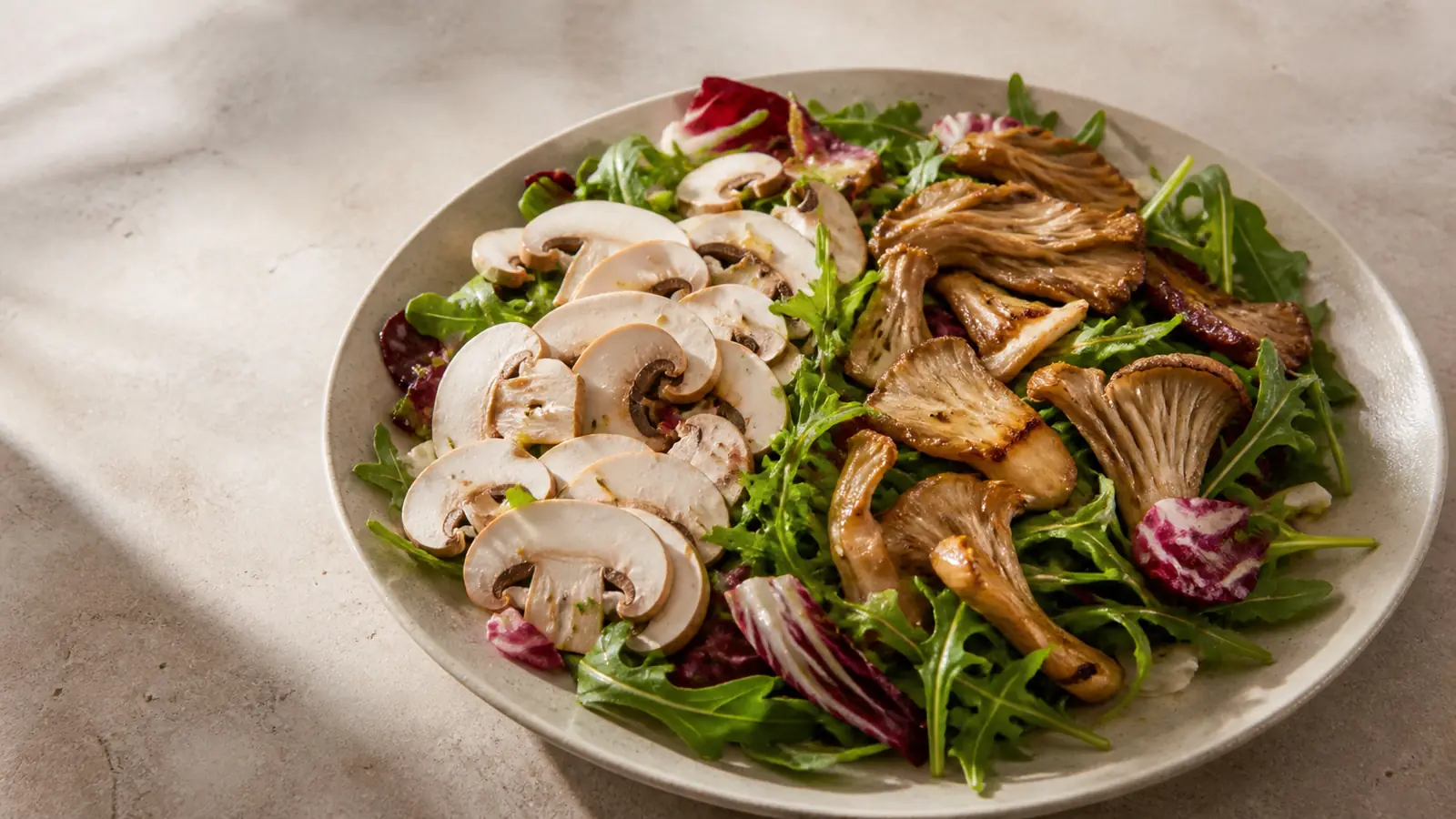 6 Best Mushrooms for Salads, From Raw to Roasted