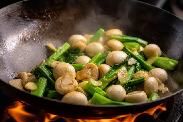 How to Cook Paddy Straw Mushrooms: Canned and Fresh